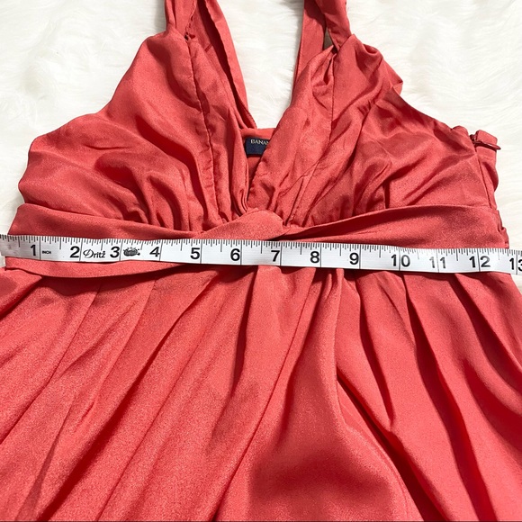 BANANA REPUBLIC Coral Wrap Dress - Picture 4 of 9